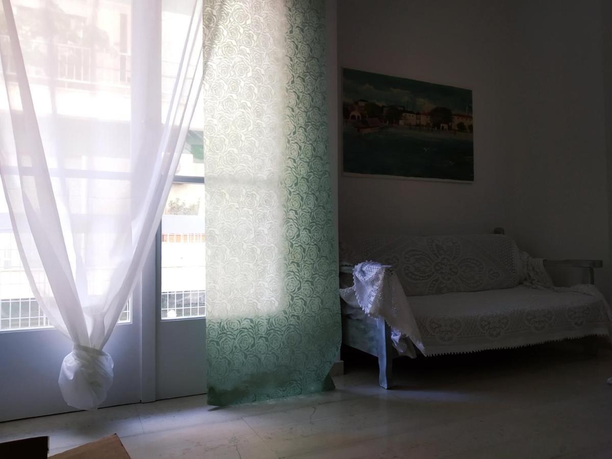 Experience An Easy Living Place Downtown In Atenas Exterior foto
