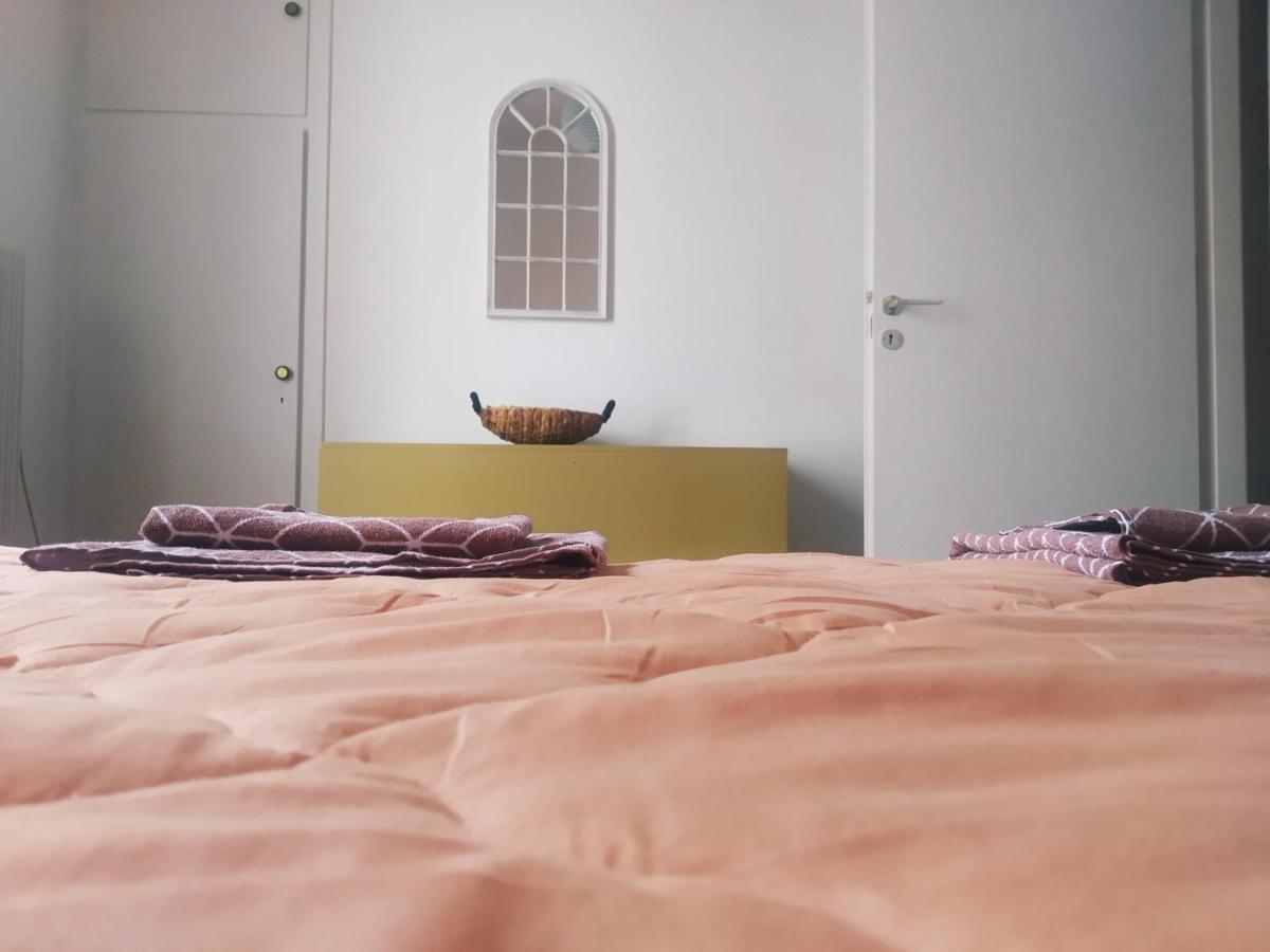Experience An Easy Living Place Downtown In Atenas Exterior foto