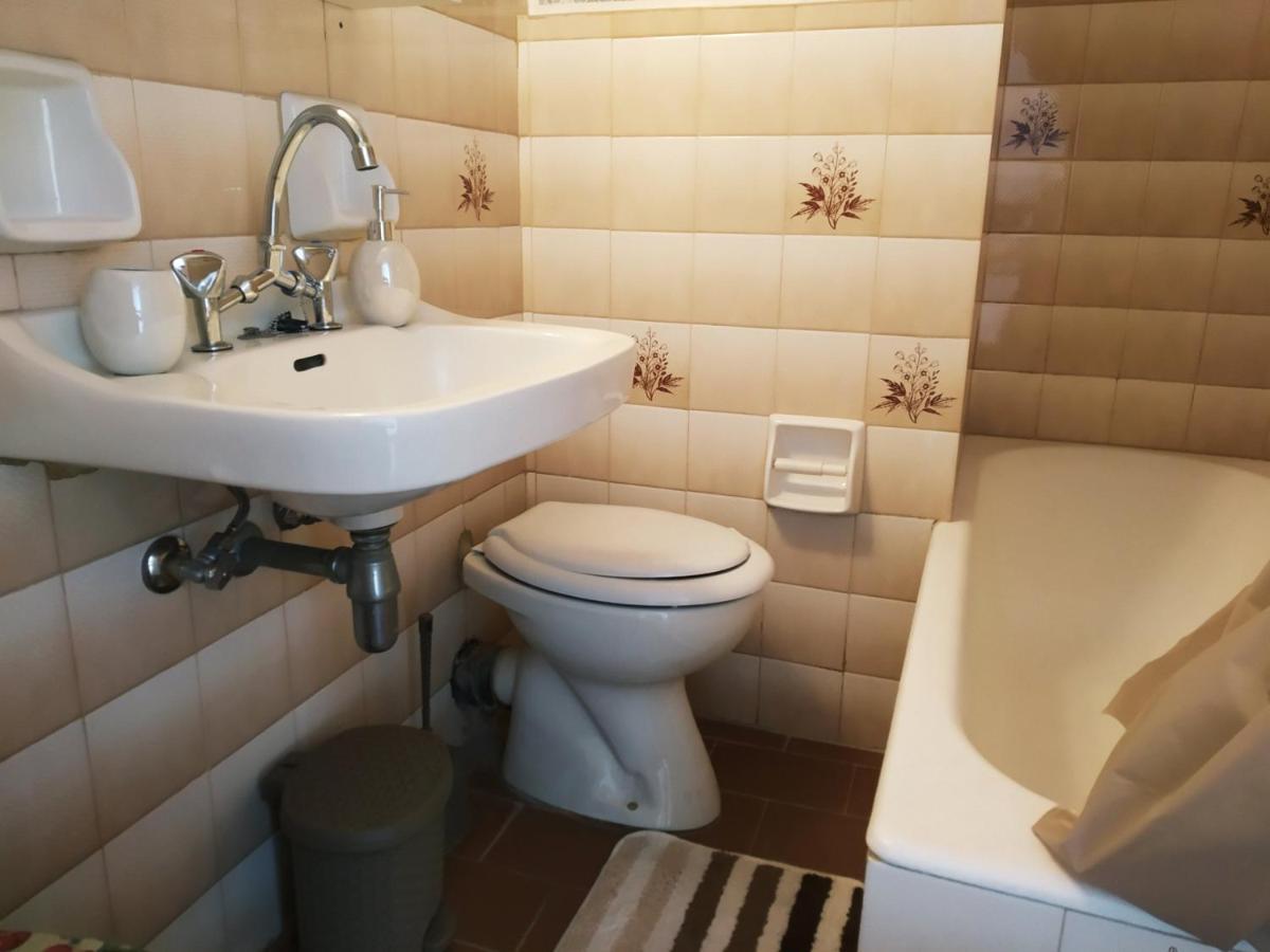 Experience An Easy Living Place Downtown In Atenas Exterior foto